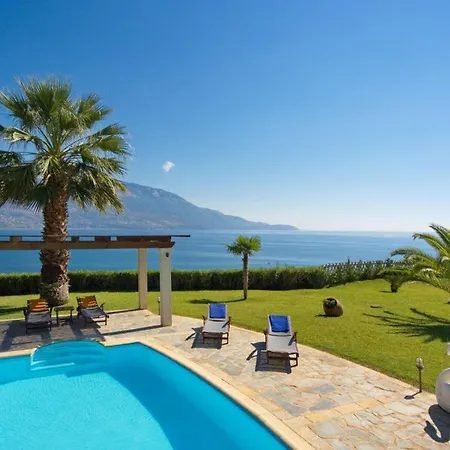 Willa Kefalonia Sleeps 6 With Pool Air Con And Wifi Kefalonia Island