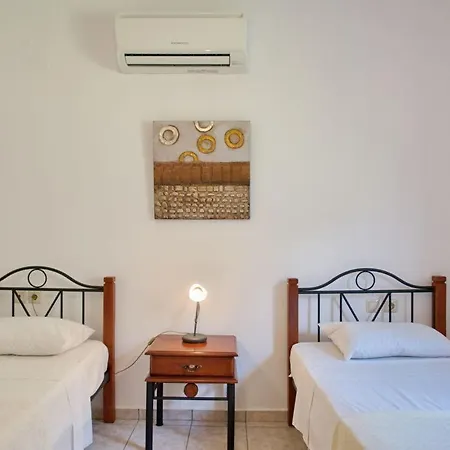Willa Kefalonia Sleeps 6 With Pool Air Con And Wifi *