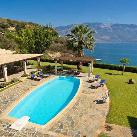 Willa Kefalonia Sleeps 6 With Pool Air Con And Wifi Kefalonia Island
