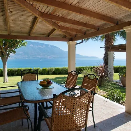 Willa Kefalonia Sleeps 6 With Pool Air Con And Wifi