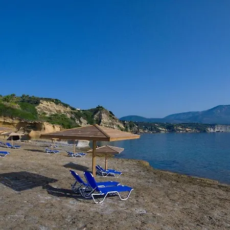 Kefalonia Sleeps 6 With Pool Air Con And Wifi Villa