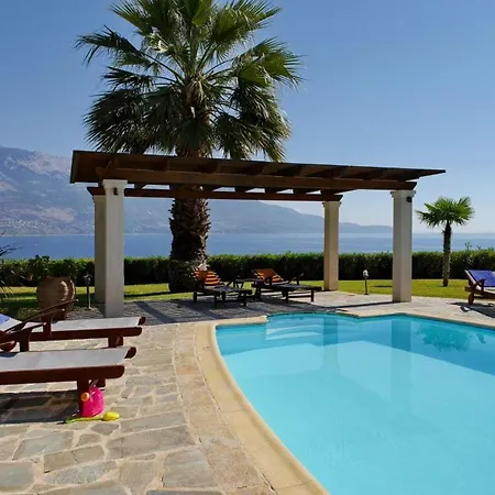 Villa Kefalonia Sleeps 6 With Pool Air Con And Wifi *